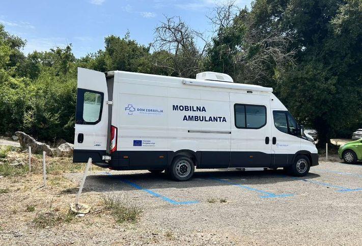 mobilna ambulanta.jpg